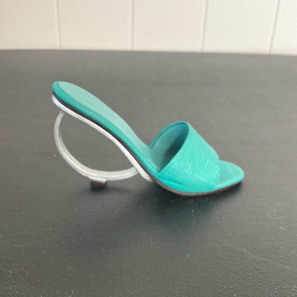 Vtg Just the Right Shoe Teal Pump Geometrika Heel Magnetic Raine Willitts #25029